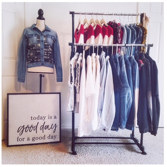 2-14-16 Meet Your Posher Kim - Picture 11 of 12